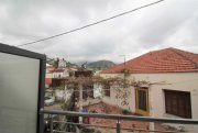 Neo Chorio Modernes Stadthaus mit Dachterrasse und Bergblick Haus kaufen